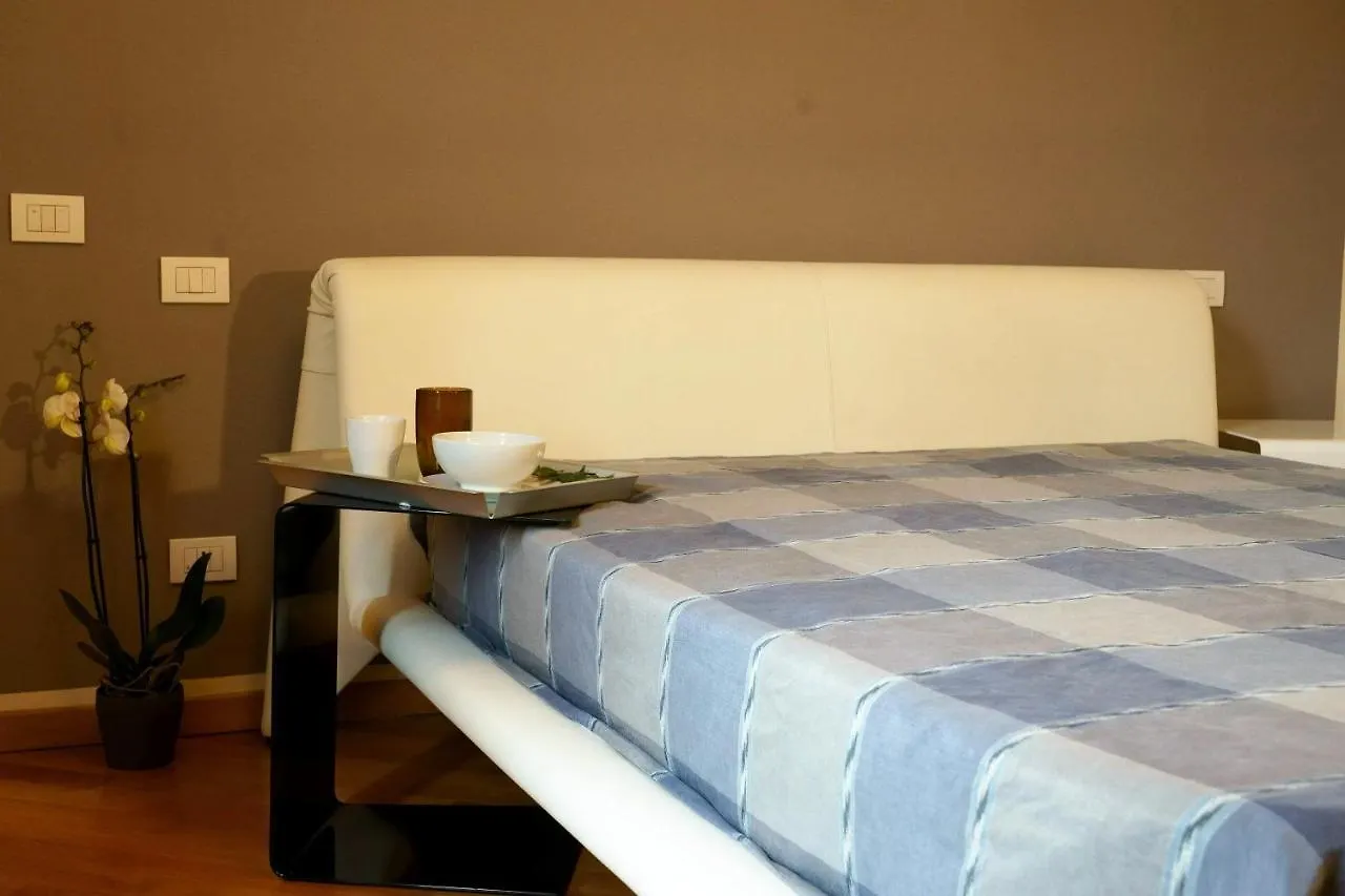 Pompeo Apartment Bologna