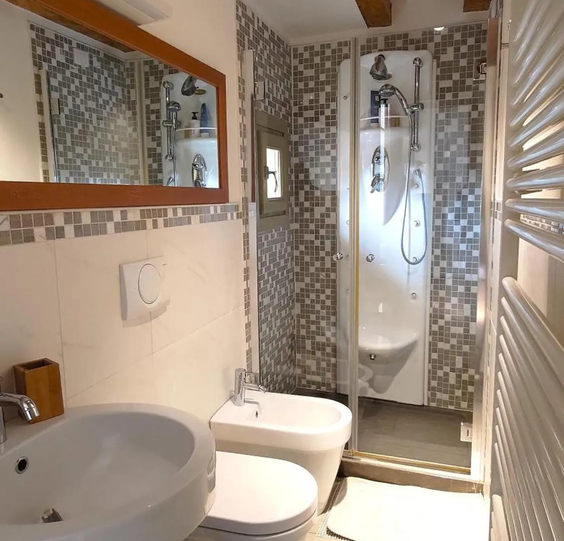 Pompeo Apartment Bologna 0*,  Italië